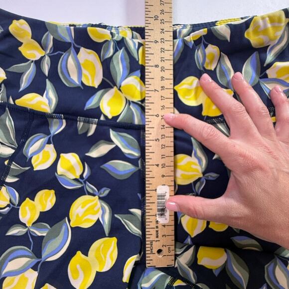 Sweaty Betty Power 6” Bike Shorts in Blue Lemon Tree Size Medium  US 8 - Picture 8 of 15